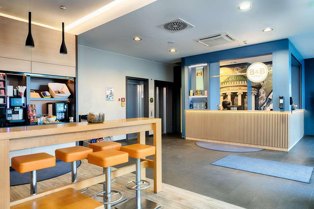 B&B Hotel Munchen Trudering Oberschleißheim エクステリア 写真